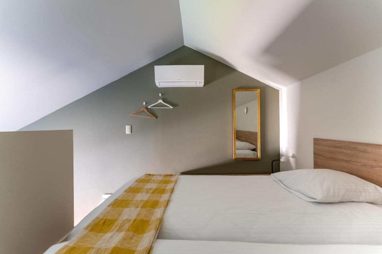 Apartamento De Hoog Velden 14 NeerNeerpelt Exterior foto